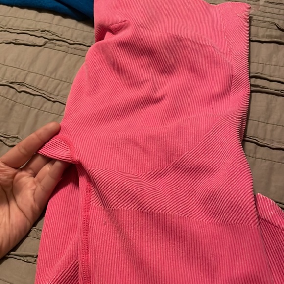 Athletic Workout Leggings, Neon Pink, Brand (Joy Lab) size ( M) - Picture 4 of 5